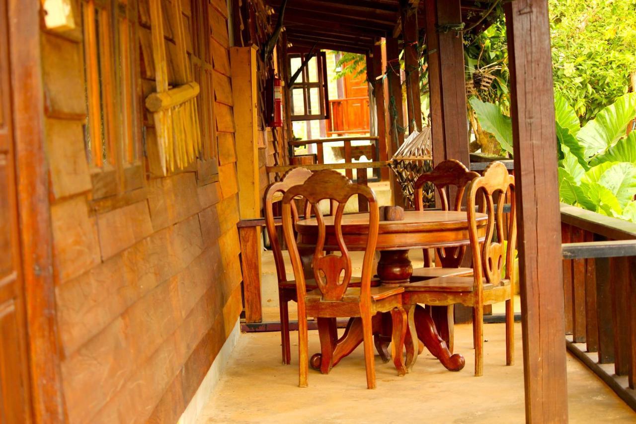 Sabaidee Guesthouse & Restaurant Nam Theun Экстерьер фото