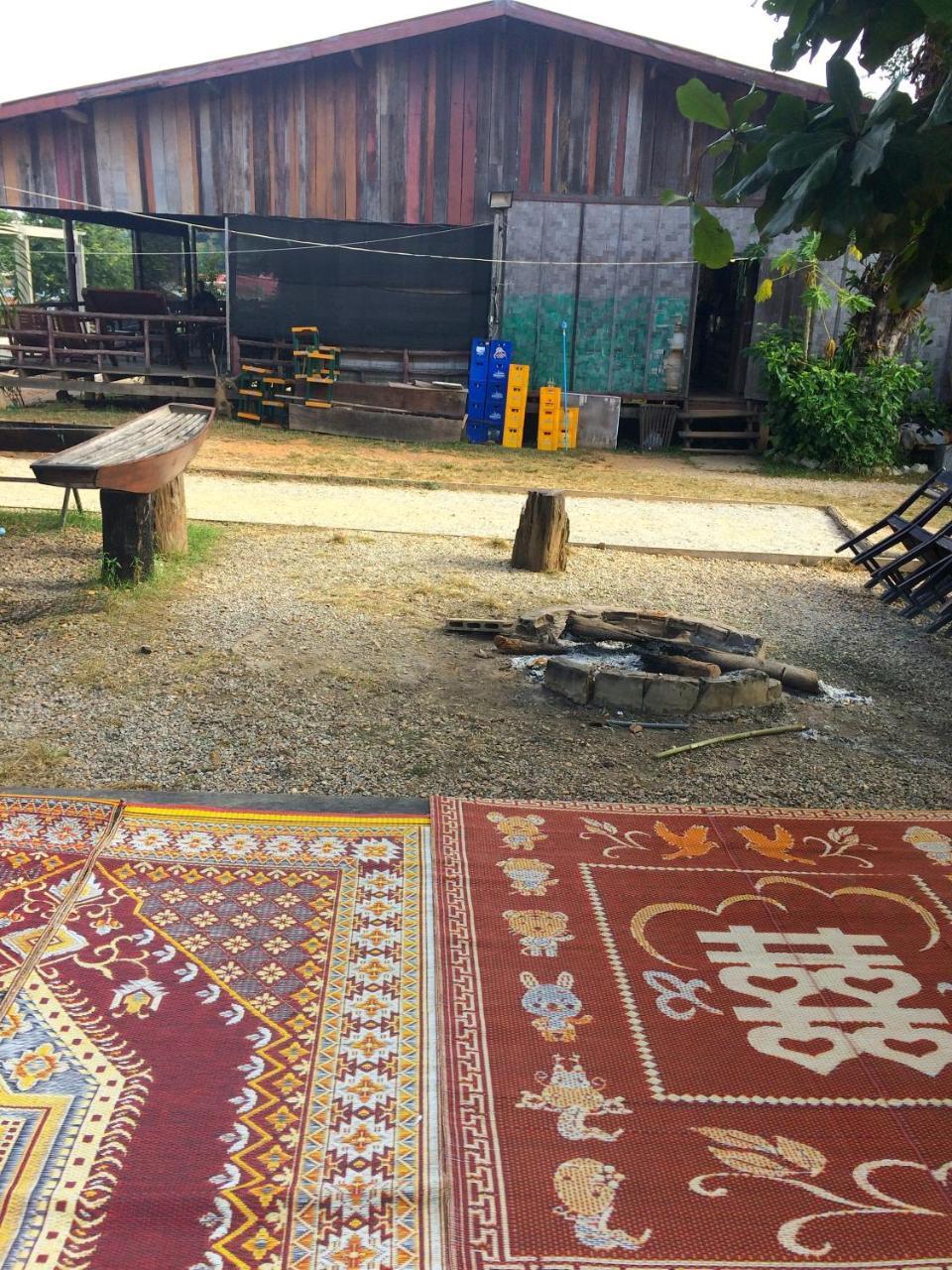 Sabaidee Guesthouse & Restaurant Nam Theun Экстерьер фото
